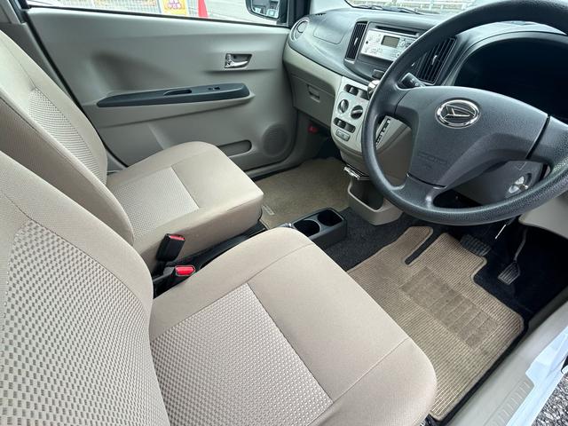 ミライース X 保証付 禁煙車 車検2年付 走行距離66900km コンピューター診断済 アイドリングストップ ETC キーレスエントリー CD ラジオ 取扱説明書 メンテナンスノート 電動格納ミラー 衝突安全ボディ(33枚目)