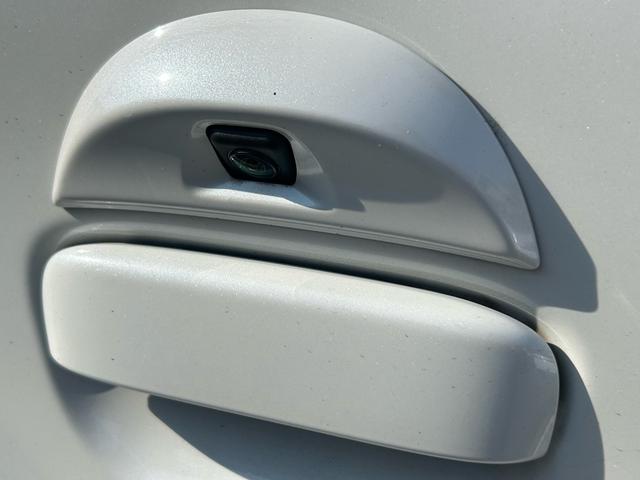 デイズ ハイウェイスター　Ｇ　保証付　修復歴無　禁煙車　ナビ　フルセグＴＶ　Ｂｌｕｅｔｏｏｔｈ　バックカメラ　全周囲カメラ　アイドリングストップ　プッシュスタート　コンピューター診断済　ＥＴＣ　ＣＤ　ＤＶＤ　純正アルミホイール（10枚目）