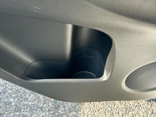 デイズ ハイウェイスター　Ｇ　保証付　修復歴無　禁煙車　ナビ　フルセグＴＶ　Ｂｌｕｅｔｏｏｔｈ　バックカメラ　全周囲カメラ　アイドリングストップ　プッシュスタート　コンピューター診断済　ＥＴＣ　ＣＤ　ＤＶＤ　純正アルミホイール（52枚目）