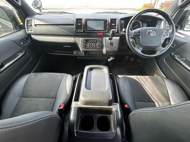 ハイエースバン スーパーGL ダークプライムII 保証付 修復歴無 禁煙車 ワンオーナー 車検2年付 スタッドレスタイヤ4本付 バックカメラ ドライブレコーダー ナビ フルセグTV Bluetooth ETC プッシュスタートCD DVD 取扱説明書(7枚目)