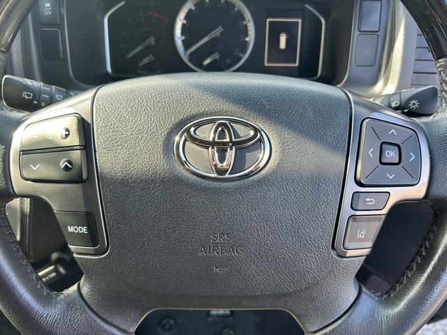 ハイエースバン スーパーGL ダークプライムII 保証付 修復歴無 禁煙車 ワンオーナー 車検2年付 スタッドレスタイヤ4本付 バックカメラ ドライブレコーダー ナビ フルセグTV Bluetooth ETC プッシュスタートCD DVD 取扱説明書(17枚目)