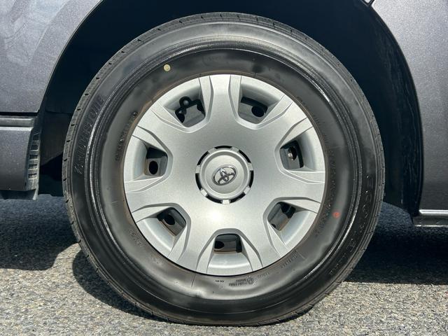 ハイエースバン スーパーGL ダークプライムII 保証付 修復歴無 禁煙車 ワンオーナー 車検2年付 スタッドレスタイヤ4本付 バックカメラ ドライブレコーダー ナビ フルセグTV Bluetooth ETC プッシュスタートCD DVD 取扱説明書(29枚目)