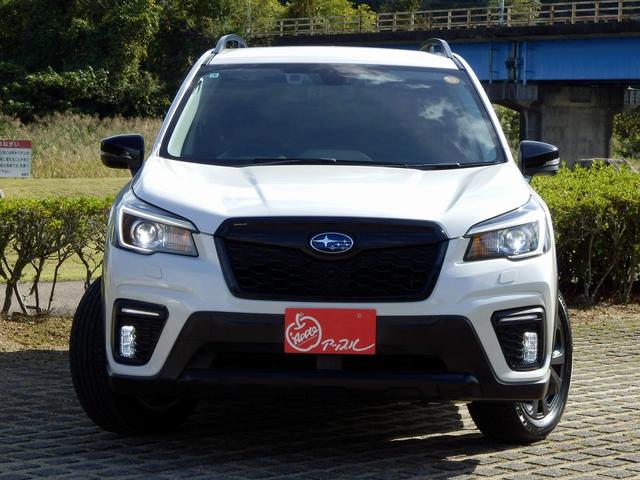 フォレスター Ｘ－エディション　１年保証付／４ＷＤ／アイサイト３／前車追従レーダークルーズコントロール／レーンキープアシスト／純正ナビ／フルセグＴＶ／マルチビューカメラ／全席シートヒーター／デジタルインナーミラー／ＢＳＭ／ＳＲＨ（11枚目）
