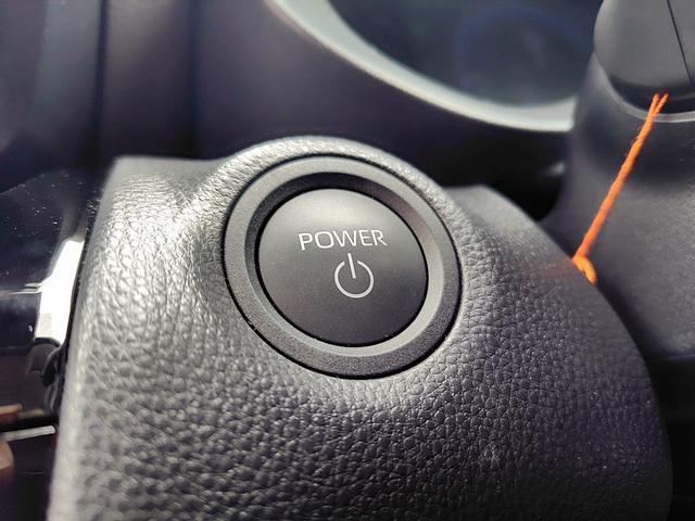 ヤリスクロス ハイブリッドＺ　ドライブレコーダー　全周囲カメラ　クリアランスソナー　オートクルーズコントロール　レーンアシスト　パワーシート　衝突被害軽減システム　ナビ　ＴＶ　オートマチックハイビーム　オートライト（11枚目）