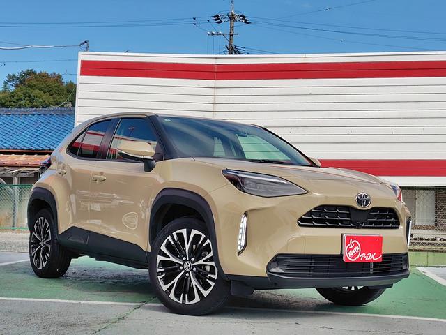 ヤリスクロス ハイブリッドＺ　ドライブレコーダー　全周囲カメラ　クリアランスソナー　オートクルーズコントロール　レーンアシスト　パワーシート　衝突被害軽減システム　ナビ　ＴＶ　オートマチックハイビーム　オートライト（15枚目）