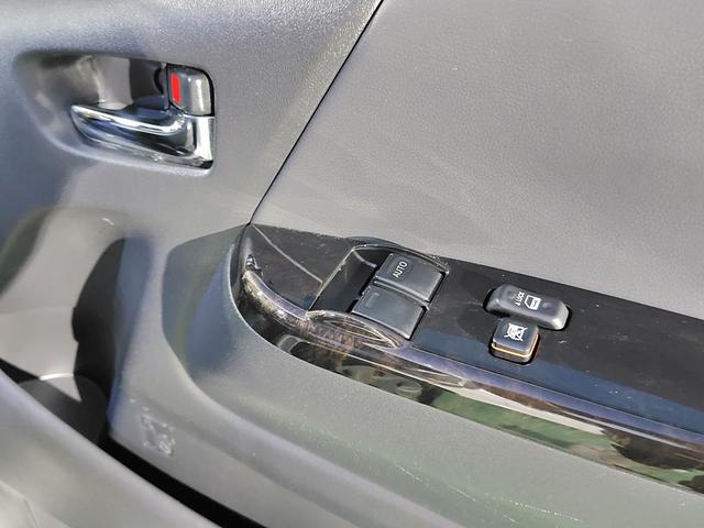 ハイエースバン スーパーGL ダークプライムII 4WD ETC 全周囲カメラ ナビ TV クリアランスソナー レーンアシスト 衝突被害軽減システム 両側電動スライドドア オートマチックハイビーム オートライト スマートキー 電動格納ミラー AT(60枚目)