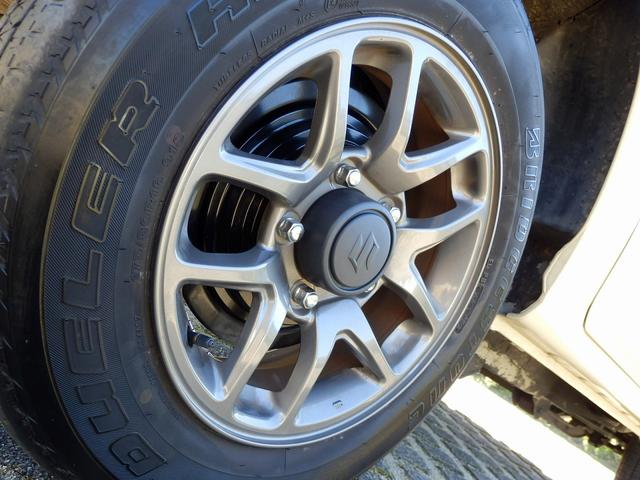 ジムニー ＸＣ　１年保証付き／４ＷＤ／ＡＴ車／衝突軽減ブレーキ／オートクルーズ／社外ナビ／フルセグＴＶ／Ｂｌｕｅｔｏｏｔｈ対応／シートヒーター／ＬＥＤヘッドライト／純正アルミ／車線逸脱防止／プッシュエンジンスタート（32枚目）