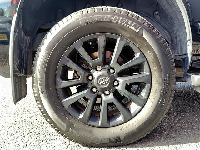 ランドクルーザープラド ＴＸ　Ｌパッケージ　マットブラックエディション　４ＷＤ　ドライブレコーダー　全周囲カメラ　クリアランスソナー　オートクルーズコントロール　レーンアシスト　パワーシート　衝突被害軽減システム　サンルーフ　ナビ　ＴＶ　オートマチックハイビーム（38枚目）