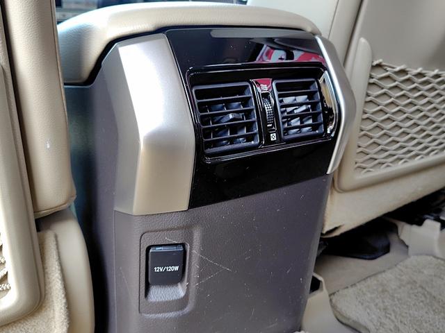 ランドクルーザープラド ＴＸ　Ｌパッケージ　マットブラックエディション　４ＷＤ　ドライブレコーダー　全周囲カメラ　クリアランスソナー　オートクルーズコントロール　レーンアシスト　パワーシート　衝突被害軽減システム　サンルーフ　ナビ　ＴＶ　オートマチックハイビーム（75枚目）