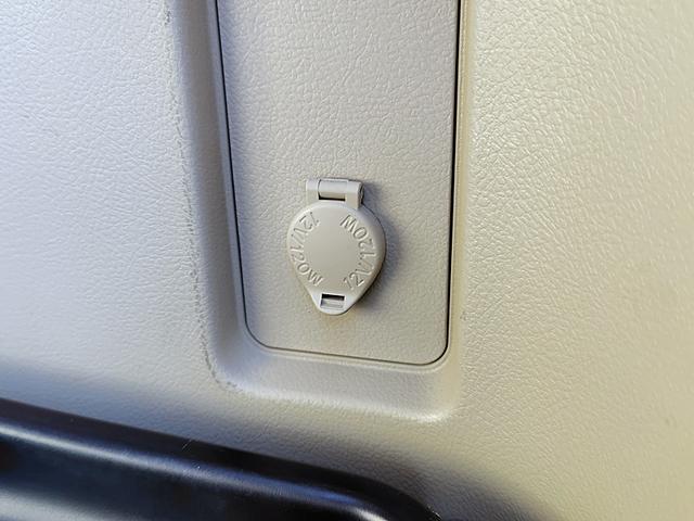 ランドクルーザープラド ＴＸ　Ｌパッケージ　マットブラックエディション　４ＷＤ　ドライブレコーダー　全周囲カメラ　クリアランスソナー　オートクルーズコントロール　レーンアシスト　パワーシート　衝突被害軽減システム　サンルーフ　ナビ　ＴＶ　オートマチックハイビーム（77枚目）