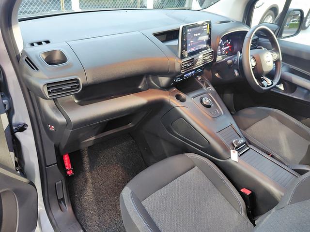 ドブロ マキシ　ドライブレコーダー　ＥＴＣ　バックカメラ　クリアランスソナー　オートクルーズコントロール　レーンアシスト　衝突被害軽減システム　両側スライドドア　ヘッドライトウォッシャー　スマートキー（47枚目）