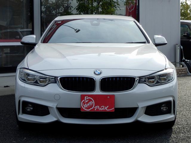 4シリーズ 420iクーペ Mスポーツ ディーラー車/右ハンドル/赤革シート/純正19インチアルミ/レーダークルーズコントロール/ミラー内蔵ETC/純正ナビ/バックカメラ/インテリジェントセーフティ/(13枚目)