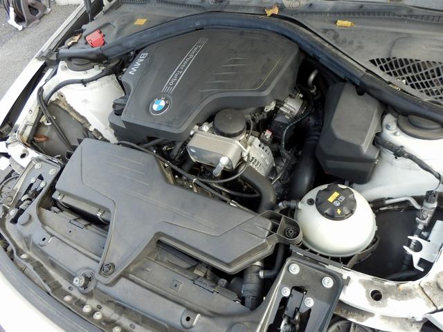 4シリーズ 420iクーペ Mスポーツ ディーラー車/右ハンドル/赤革シート/純正19インチアルミ/レーダークルーズコントロール/ミラー内蔵ETC/純正ナビ/バックカメラ/インテリジェントセーフティ/(20枚目)