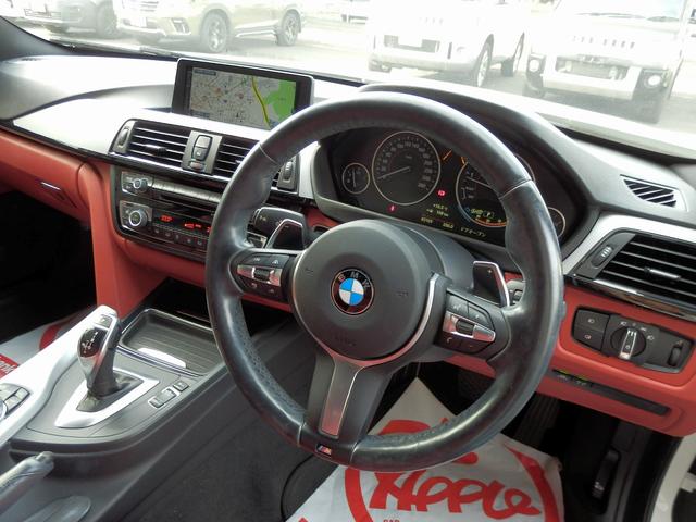 4シリーズ 420iクーペ Mスポーツ ディーラー車/右ハンドル/赤革シート/純正19インチアルミ/レーダークルーズコントロール/ミラー内蔵ETC/純正ナビ/バックカメラ/インテリジェントセーフティ/(24枚目)