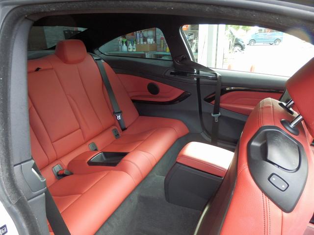 4シリーズ 420iクーペ Mスポーツ ディーラー車/右ハンドル/赤革シート/純正19インチアルミ/レーダークルーズコントロール/ミラー内蔵ETC/純正ナビ/バックカメラ/インテリジェントセーフティ/(31枚目)