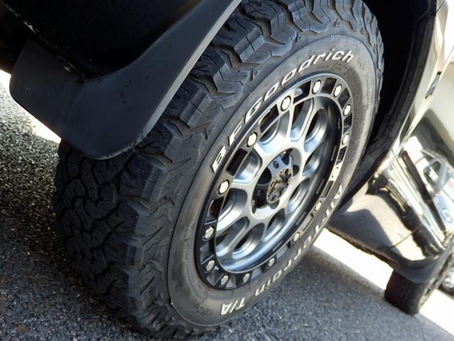 デリカＤ：５ Ｄ　パワーパッケージ　１年保証付／４ＷＤ／軽油／両側電動スライドドア／ＭＫＷ１６インチアルミ／ＢＦグッドリッチＡＴタイヤ／アルパイン後席モニタ／純正ナビ／地デジＴＶ／バックカメラ／ＥＴＣ／シートヒーター／オートクルーズ／（32枚目）