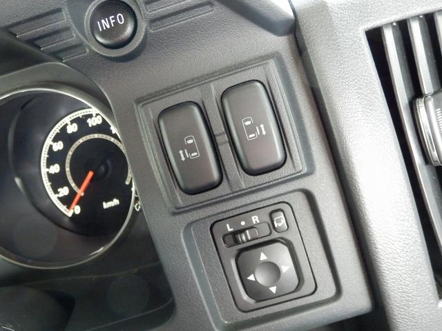 デリカＤ：５ Ｄ　パワーパッケージ　１年保証付／４ＷＤ／軽油／両側電動スライドドア／ＭＫＷ１６インチアルミ／ＢＦグッドリッチＡＴタイヤ／アルパイン後席モニタ／純正ナビ／地デジＴＶ／バックカメラ／ＥＴＣ／シートヒーター／オートクルーズ／（43枚目）