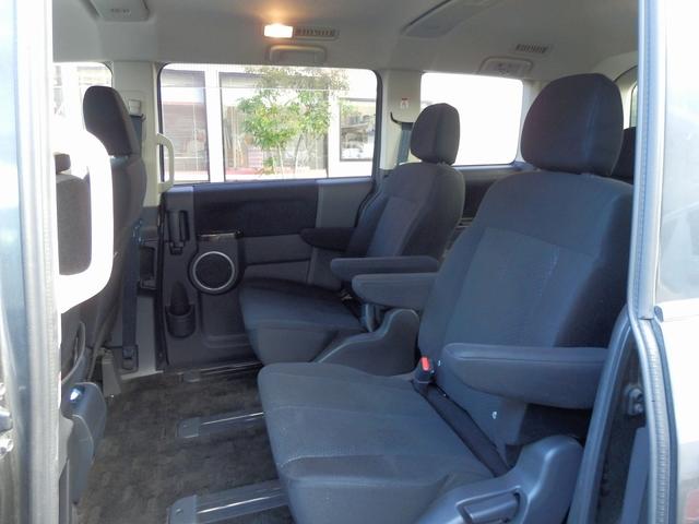 デリカD:5 D パワーパッケージ 4WD 軽油 ドライブレコーダー ETC バックカメラ オートクルーズコントロール 両側電動スライドドア オートライト HID スマートキー 電動格納ミラー シートヒーター 3列シート ウォークスル(65枚目)