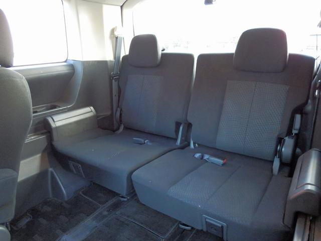 デリカD:5 D パワーパッケージ 4WD 軽油 ドライブレコーダー ETC バックカメラ オートクルーズコントロール 両側電動スライドドア オートライト HID スマートキー 電動格納ミラー シートヒーター 3列シート ウォークスル(70枚目)