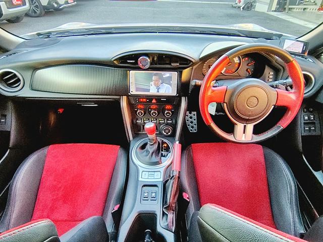 86 GTリミテッド ドライブレコーダー バックカメラ ナビ TV AT オートライト HID LEDヘッドランプ スマートキー 電動格納ミラー シートヒーター アルミホイール 盗難防止システム 衝突安全ボディ ABS(2枚目)