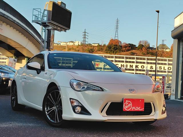 86 GTリミテッド ドライブレコーダー バックカメラ ナビ TV AT オートライト HID LEDヘッドランプ スマートキー 電動格納ミラー シートヒーター アルミホイール 盗難防止システム 衝突安全ボディ ABS(12枚目)