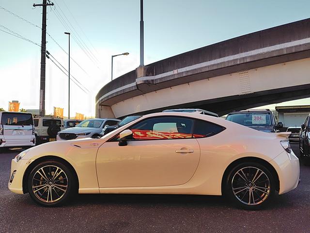 86 GTリミテッド ドライブレコーダー バックカメラ ナビ TV AT オートライト HID LEDヘッドランプ スマートキー 電動格納ミラー シートヒーター アルミホイール 盗難防止システム 衝突安全ボディ ABS(14枚目)