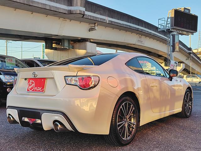 86 GTリミテッド ドライブレコーダー バックカメラ ナビ TV AT オートライト HID LEDヘッドランプ スマートキー 電動格納ミラー シートヒーター アルミホイール 盗難防止システム 衝突安全ボディ ABS(17枚目)