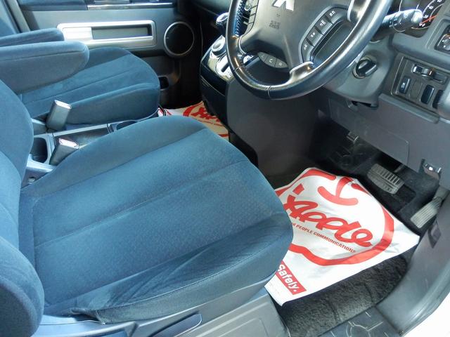 デリカＤ：５ Ｇ　パワーパッケージ　１年保証付き／４ＷＤ／７人乗／ガソリン／両側パワースライドドア／純正ナビ／地デジＴＶ／マルチビューカメラ／ドライブレコーダー／ＥＴＣ／オートクルーズ／ＨＩＤヘッドライト／スマートキー２個／純正アルミ（37枚目）