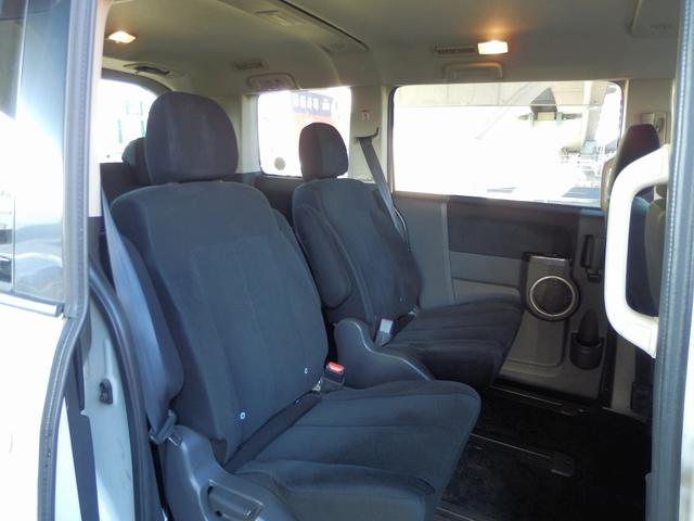 デリカＤ：５ Ｇ　パワーパッケージ　１年保証付き／４ＷＤ／７人乗／ガソリン／両側パワースライドドア／純正ナビ／地デジＴＶ／マルチビューカメラ／ドライブレコーダー／ＥＴＣ／オートクルーズ／ＨＩＤヘッドライト／スマートキー２個／純正アルミ（62枚目）