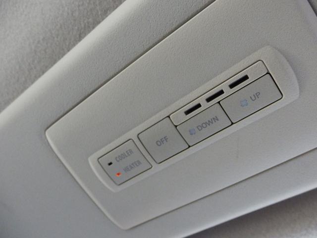 デリカＤ：５ Ｇ　パワーパッケージ　１年保証付き／４ＷＤ／７人乗／ガソリン／両側パワースライドドア／純正ナビ／地デジＴＶ／マルチビューカメラ／ドライブレコーダー／ＥＴＣ／オートクルーズ／ＨＩＤヘッドライト／スマートキー２個／純正アルミ（73枚目）