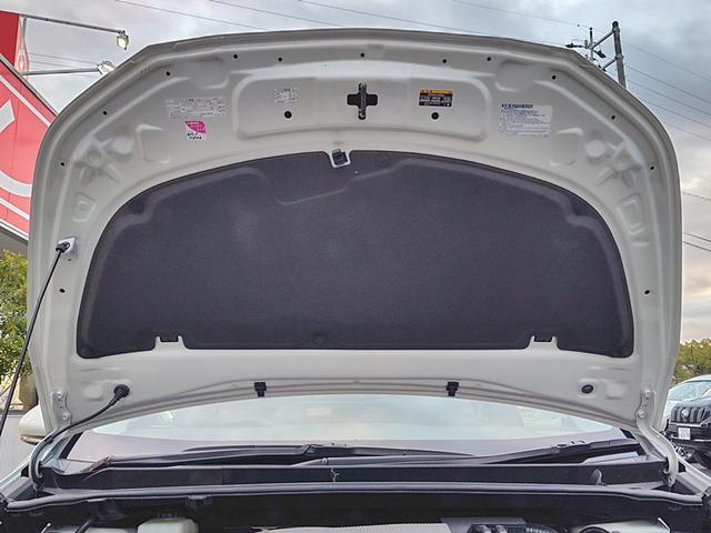 プリウス Sセーフティプラス 4WD ドライブレコーダー ETC クリアランスソナー オートクルーズコントロール パークアシスト 衝突被害軽減システム バックカメラ ナビ TV アルミホイール オートマチックハイビーム(34枚目)