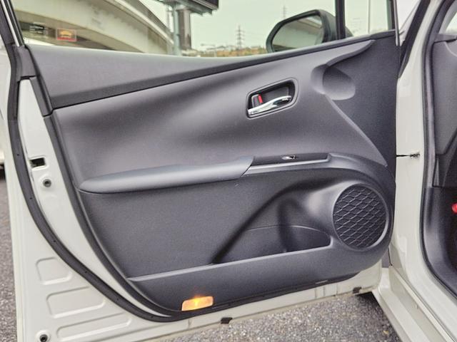 プリウス Sセーフティプラス 4WD ドライブレコーダー ETC クリアランスソナー オートクルーズコントロール パークアシスト 衝突被害軽減システム バックカメラ ナビ TV アルミホイール オートマチックハイビーム(63枚目)