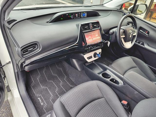 プリウス Sセーフティプラス 4WD ドライブレコーダー ETC クリアランスソナー オートクルーズコントロール パークアシスト 衝突被害軽減システム バックカメラ ナビ TV アルミホイール オートマチックハイビーム(67枚目)