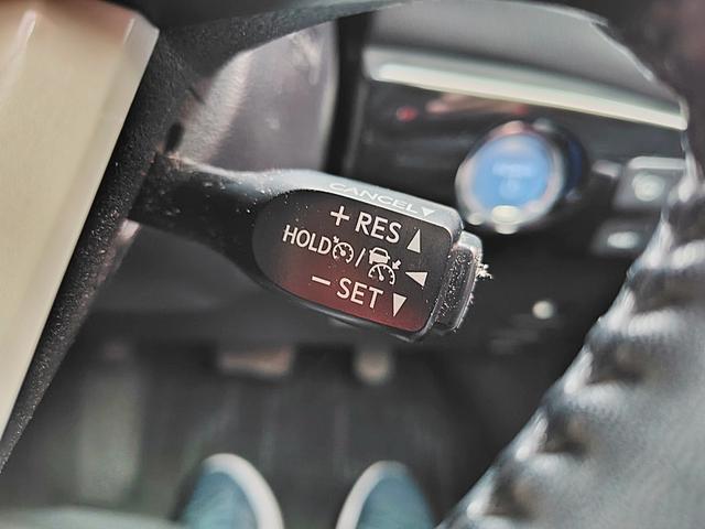 プリウス Sセーフティプラス 4WD ドライブレコーダー ETC クリアランスソナー オートクルーズコントロール パークアシスト 衝突被害軽減システム バックカメラ ナビ TV アルミホイール オートマチックハイビーム(71枚目)