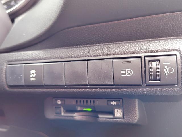 カローラツーリング ハイブリッド　Ｓ　ドライブレコーダー　バックカメラ　ナビ　ＴＶ　クリアランスソナー　オートクルーズコントロール　レーンアシスト　衝突被害軽減システム　アルミホイール　オートマチックハイビーム　オートライト（22枚目）