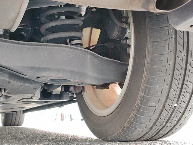 カローラツーリング ハイブリッド　Ｓ　ドライブレコーダー　バックカメラ　ナビ　ＴＶ　クリアランスソナー　オートクルーズコントロール　レーンアシスト　衝突被害軽減システム　アルミホイール　オートマチックハイビーム　オートライト（51枚目）