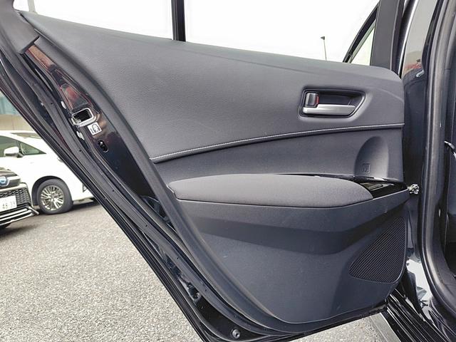 カローラツーリング ハイブリッド　Ｓ　ドライブレコーダー　バックカメラ　ナビ　ＴＶ　クリアランスソナー　オートクルーズコントロール　レーンアシスト　衝突被害軽減システム　アルミホイール　オートマチックハイビーム　オートライト（65枚目）