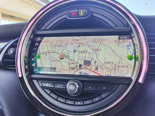 ＭＩＮＩ クーパー　ピカデリーエディション　ドライブレコーダー　バックカメラ　ナビ　クリアランスソナー　衝突被害軽減システム　アルミホイール　オートライト　ＬＥＤヘッドランプ　革シート　ターボ　キーレスエントリー　アイドリングストップ（5枚目）