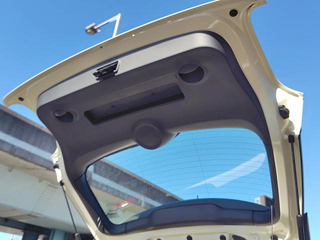 ＭＩＮＩ クーパー　ピカデリーエディション　ドライブレコーダー　バックカメラ　ナビ　クリアランスソナー　衝突被害軽減システム　アルミホイール　オートライト　ＬＥＤヘッドランプ　革シート　ターボ　キーレスエントリー　アイドリングストップ（63枚目）