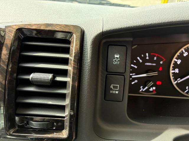 ハイエースバン スーパーGL ダークプライムII パールホワイト デジタルインナミラー パノラミックビューモニター パワースライドドア 2WD ディーゼル アドブルー 純正アルミホイール(33枚目)