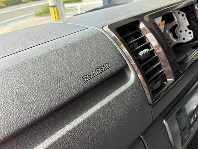 ハイエースバン スーパーGL ダークプライムII パールホワイト デジタルインナミラー パノラミックビューモニター パワースライドドア 2WD ディーゼル アドブルー 純正アルミホイール(49枚目)