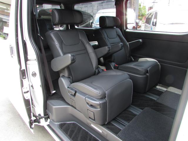 ハイエースバン スーパーＧＬ　ダークプライムＩＩ　ＲＡＶＥ７　レイブ７　５ナンバー７人乗り　キャプテンシート　オットマン　背面セパレート式ベンチシート　レザー　パノラミックビューモニター　ＬＥＤヘッドライト　ＬＥＤフォグ（3枚目）