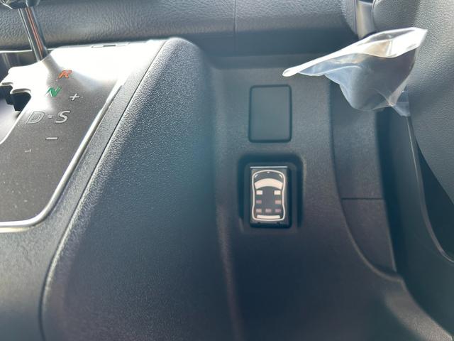 ハイエースバン スーパーＧＬ　ダークプライムＩＩ　ＲＡＶＥ７　レイブ７　５ナンバー７人乗り　キャプテンシート　オットマン　背面セパレート式ベンチシート　レザー　パノラミックビューモニター　ＬＥＤヘッドライト　ＬＥＤフォグ（37枚目）