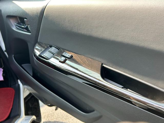 ハイエースバン スーパーＧＬ　ダークプライムＩＩ　ＲＡＶＥ７　レイブ７　５ナンバー７人乗り　キャプテンシート　オットマン　背面セパレート式ベンチシート　レザー　パノラミックビューモニター　ＬＥＤヘッドライト　ＬＥＤフォグ（41枚目）