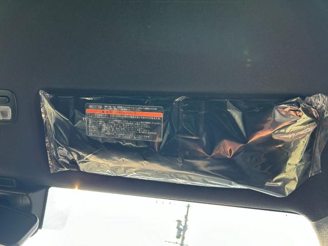 ハイエースバン スーパーＧＬ　ダークプライムＩＩ　ＲＡＶＥ７　レイブ７　５ナンバー７人乗り　キャプテンシート　オットマン　背面セパレート式ベンチシート　レザー　パノラミックビューモニター　ＬＥＤヘッドライト　ＬＥＤフォグ（45枚目）
