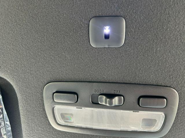 ハイエースバン スーパーＧＬ　ダークプライムＩＩ　ＲＡＶＥ７　レイブ７　５ナンバー７人乗り　キャプテンシート　オットマン　背面セパレート式ベンチシート　レザー　パノラミックビューモニター　ＬＥＤヘッドライト　ＬＥＤフォグ（52枚目）