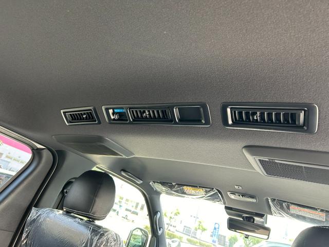 ハイエースバン スーパーＧＬ　ダークプライムＩＩ　ＲＡＶＥ７　レイブ７　５ナンバー７人乗り　キャプテンシート　オットマン　背面セパレート式ベンチシート　レザー　パノラミックビューモニター　ＬＥＤヘッドライト　ＬＥＤフォグ（55枚目）