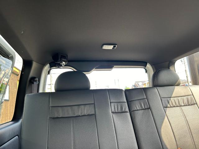 ハイエースバン スーパーＧＬ　ダークプライムＩＩ　ＲＡＶＥ７　レイブ７　５ナンバー７人乗り　キャプテンシート　オットマン　背面セパレート式ベンチシート　レザー　パノラミックビューモニター　ＬＥＤヘッドライト　ＬＥＤフォグ（65枚目）
