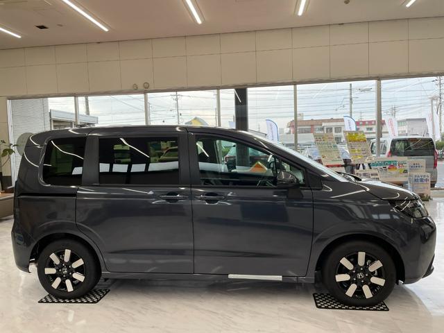 三重県鈴鹿市南部にあり、国道２３号線とサーキット道路が交わる場所に位置します。あの鈴鹿サーキットまでは約１０分です！