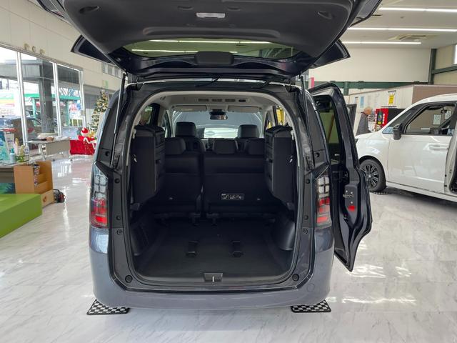荷室も広々